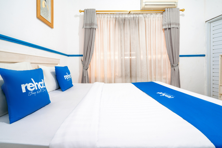 Bedroom 3, Rehat at Hotel Patradissa Stasiun Bandung, Bandung