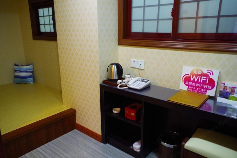 Bedroom 3, Dandong Yading Hotel, Dandong
