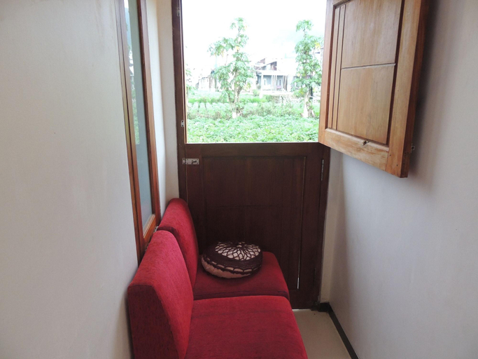Public Area 2, Puspa Indah Syariah 1, Wonosobo