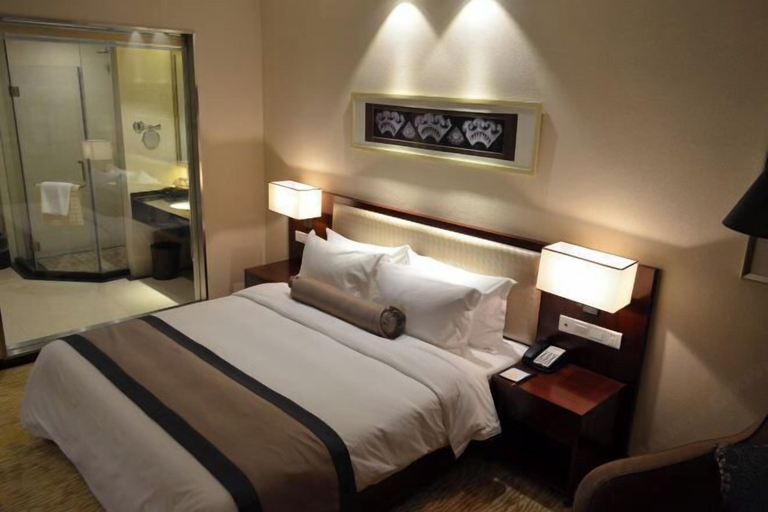 Bedroom 3, Island International Hotel, Liupanshui