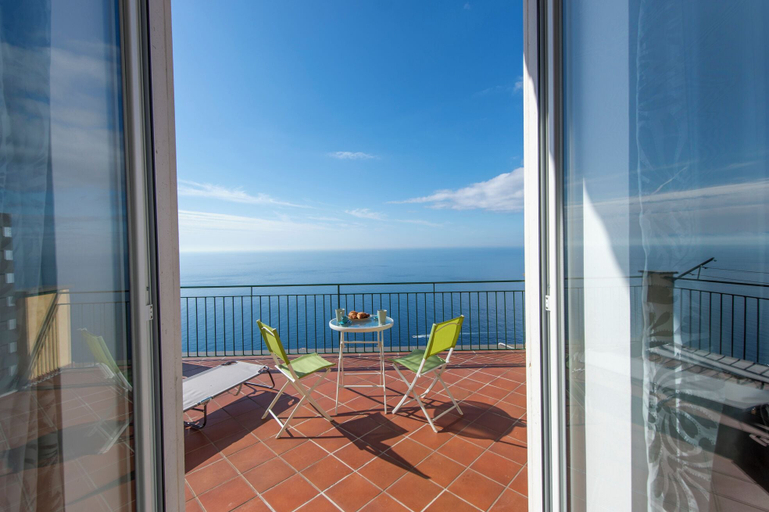 Terrace/patio 2, VivimiHome - Casa Angelina, Salerno