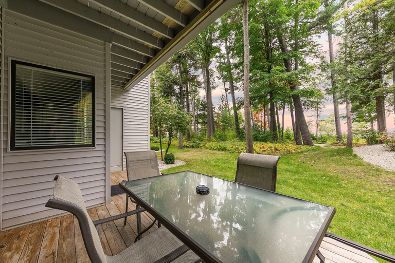 Interior 4, Grand Traverse Bay Lake View Condo 5682, Grand Traverse