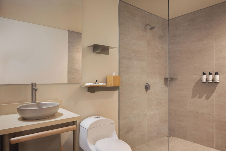 Bathroom 4, Loma, Medellin, a Tribute Portfolio Hotel, Medellín