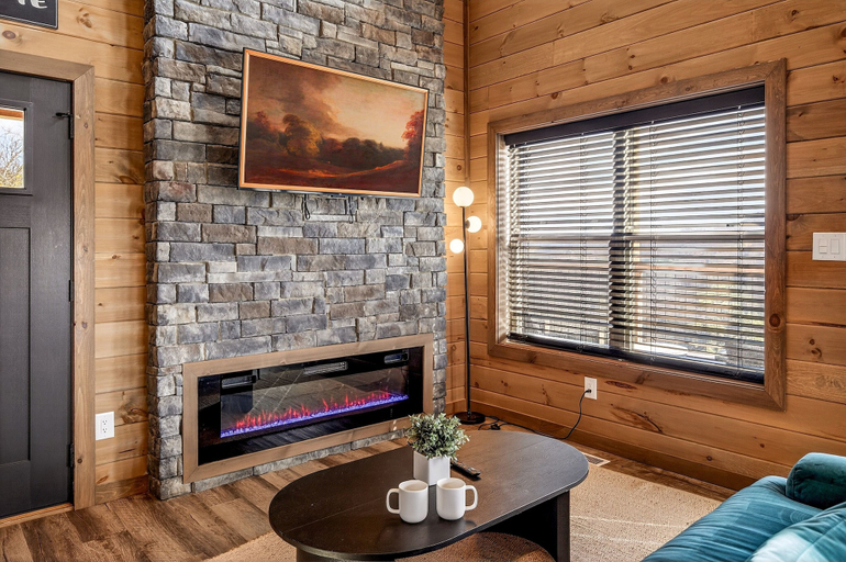 Living area 2, Jerne To The Top 4 Bedroom Cabin, Sevier