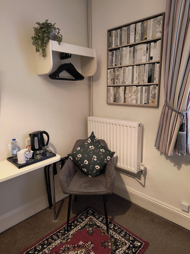 Others 5, The Claremont, Lincolnshire