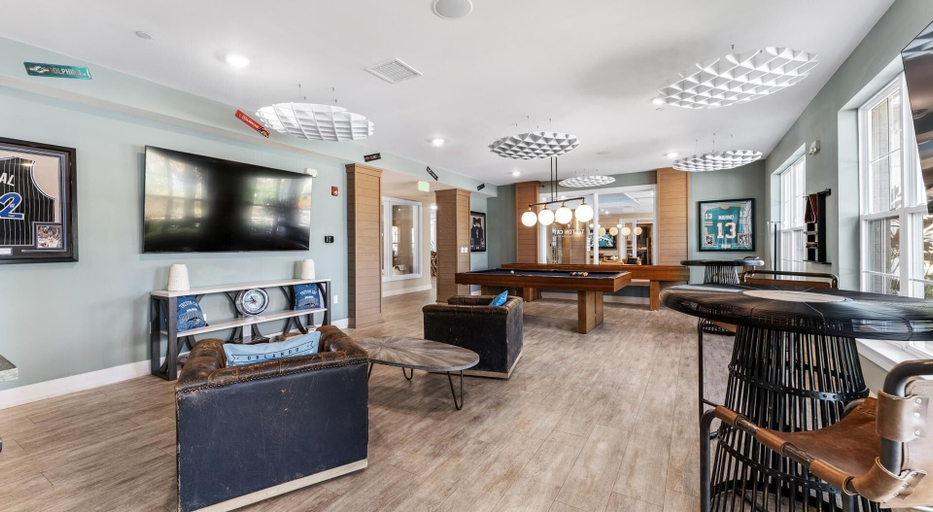 Game room, Landing Apartments near Sand Lake - Universal, Orange