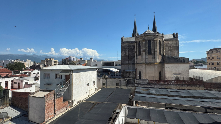 Exterior & Views 2, Wilson Hotel, Capital