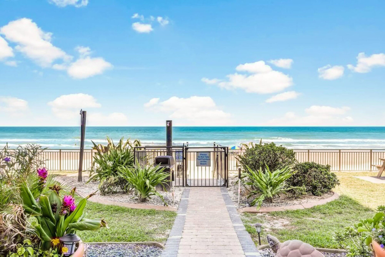 Room 4, Oceanside Duo 2 Updated Rooms w Water Views, Volusia