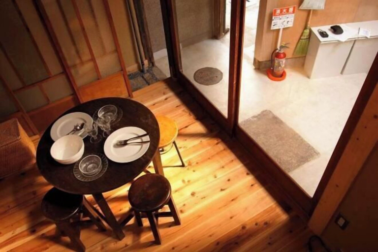 Others 5, Higashi Matsuyacho West, Kyoto