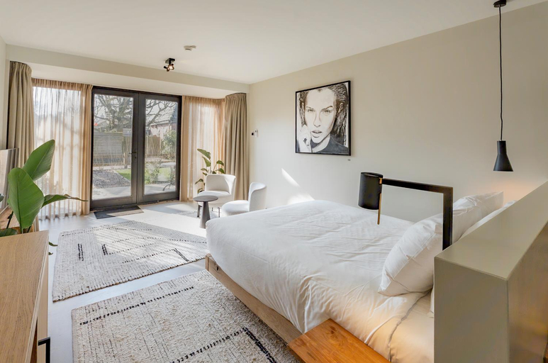 Bedroom 2, Van Heeckeren City Centre Jacuzzi Lofts, Ameland