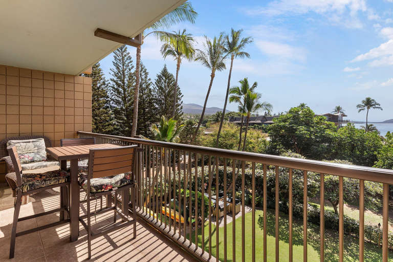 Interior 5, Mana Kai 314, Maui