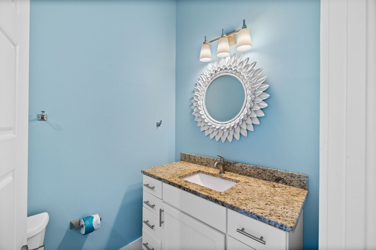 Bathroom 3, Waves 8BR Home With Private Pool Near Santa Clara Beach, Walton