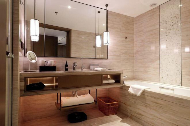 Bathroom 4, Yixing Grand Hotel, Wuxi