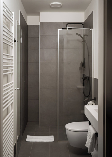 Bathroom 2, Limehome Vienna Vivenotgasse, Wien