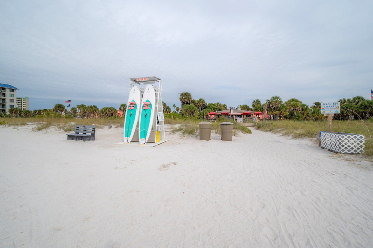 Interior 5, 6700 Sunset Way Unit 702, Pinellas