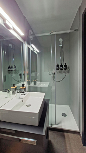 Bathroom 3, SMART LODGES, Freudenstadt