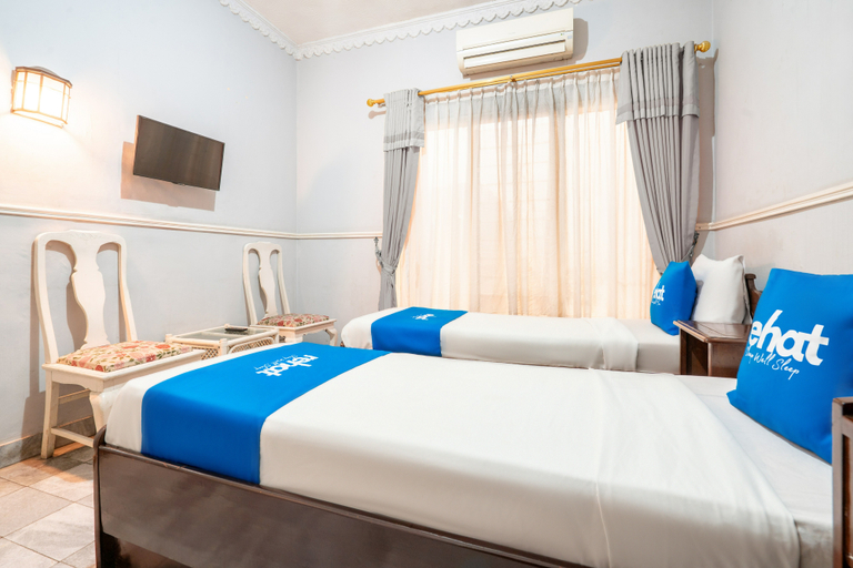 Bedroom 2, Rehat at Hotel Patradissa Stasiun Bandung, Bandung