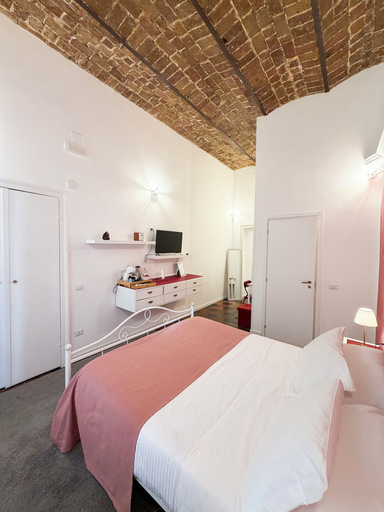 Room 2, Suite Scarlatti, Napoli