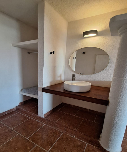 Bathroom 4, Capital O Hotel Rolovi Cancun, Isla Mujeres