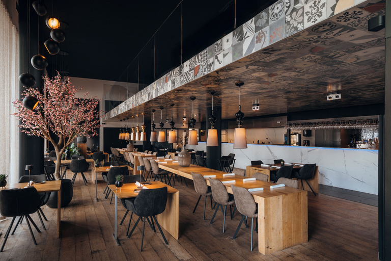 Food & Drinks 4, Carbon Hotel - Different Hotels, Limburg