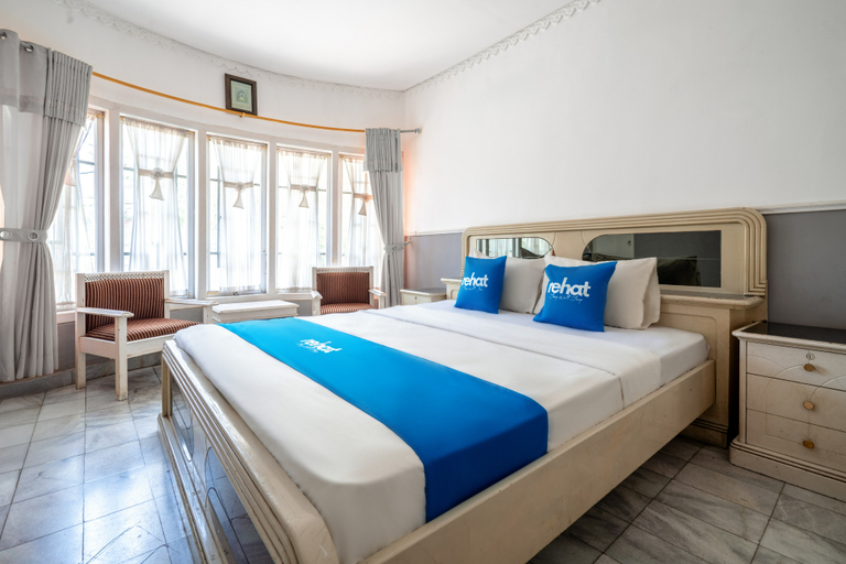 Bedroom 3, Rehat at Hotel Patradissa Stasiun Bandung, Bandung