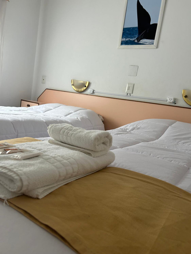 Bedroom 2, Hotel Bahia Madryn, Biedma