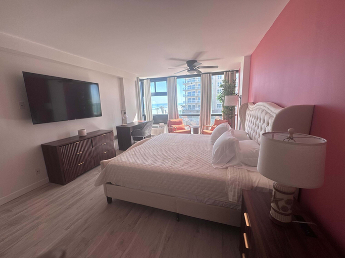 Room 2, Oceanside Duo 2 Updated Rooms w Water Views, Volusia