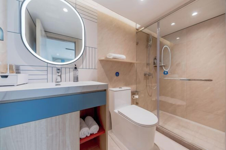 Bathroom 4, Home Inn (Shanghai Railway Station North Square Pushan Road), Shanghai