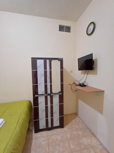 Room 5, Irma Guest House, Malang