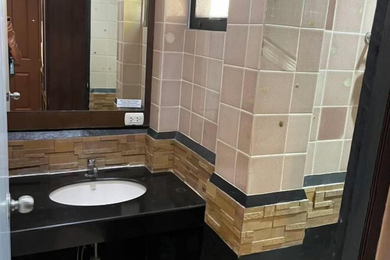Bathroom 4, Pichawaree Resort, Si Thep