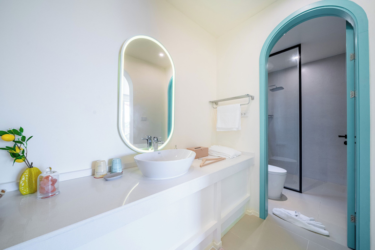 Bathroom 5, Candy House Pool Villa with KTV, Pattaya
