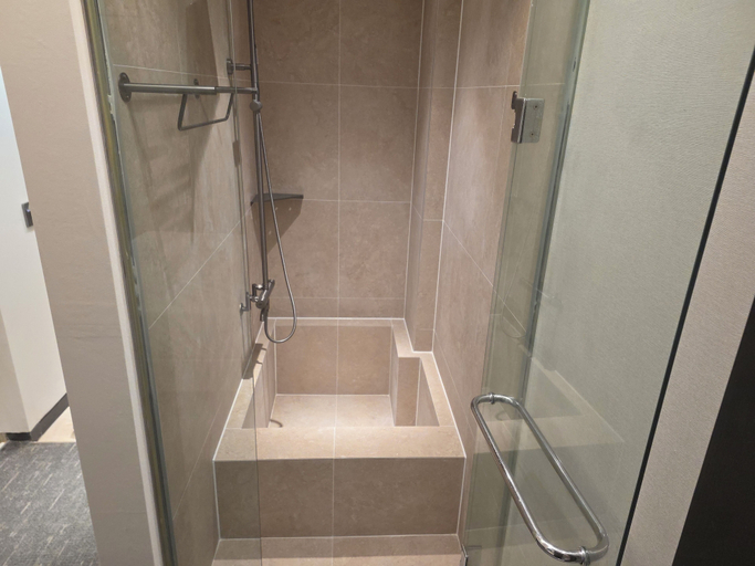 Bathroom 3, Nesto Hongdae, Seodaemun