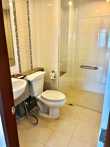 Bathroom 4, V-twin Condo Donjan, Muang Chiang Mai