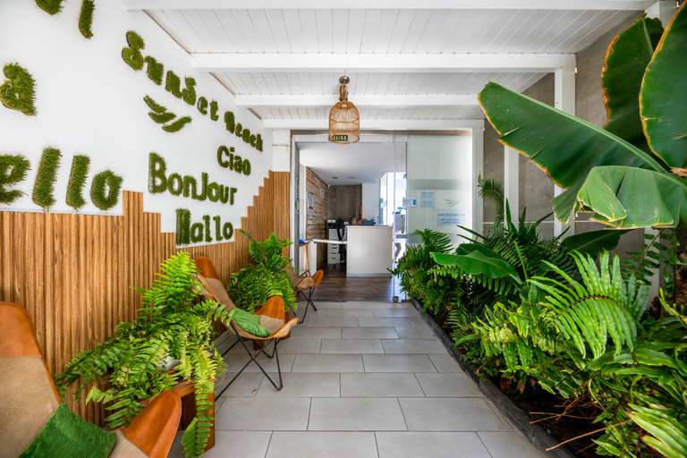 Public Area 2, Bristol Sunset Beach, Las Palmas