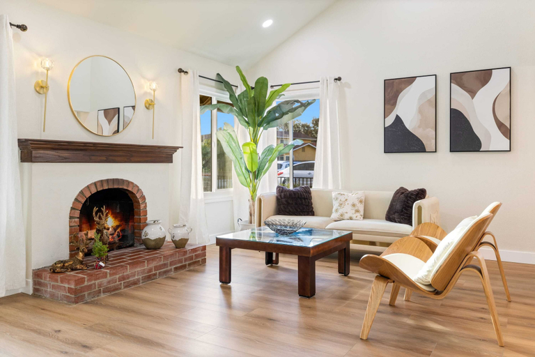 Interior 3, Marbella Lane- Cozy 4BR Oasis Near Nature Trails, Los Angeles