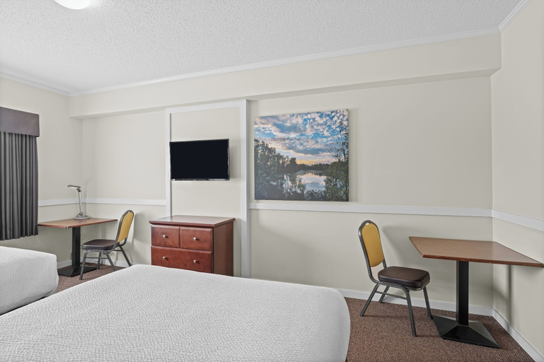 Bedroom 3, Elk Island Studios – Lamont, Division No. 10
