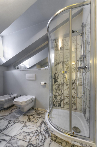 Bathroom 5, Black Star Suites, Praha 1