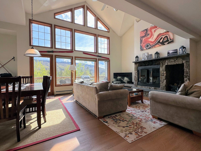 Interior 4, SH3 Luxurious Stonehill Townhouse in Bretton Woods, Coos