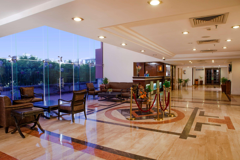 Public Area, Le Lac Sarovar Portico Ranchi, Ranchi