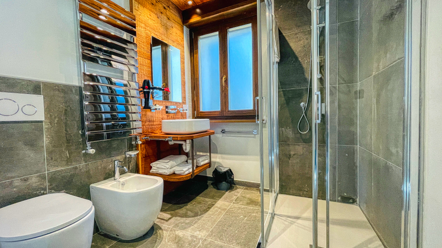 Bathroom 3, Residence VILLA LINDA, Torino