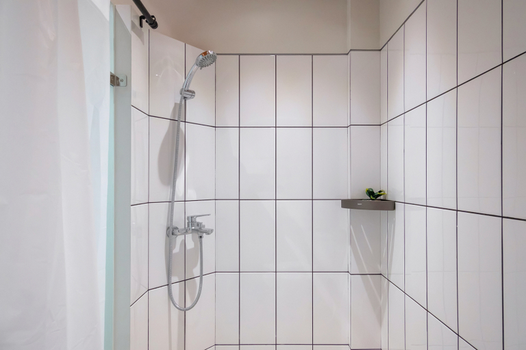 Bathroom 5, Mono Coliving Serpong, Tangerang