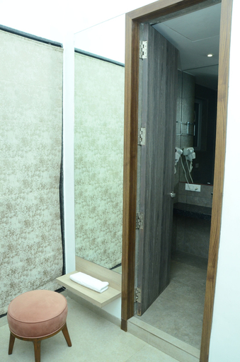 Others 4, The Regal Banquets and Rooms, Valsad