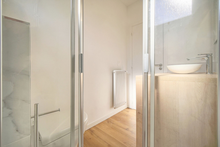 Room 4, Studio Lumineux Refait 2025 A Neuf A0b206, Alpes-Maritimes
