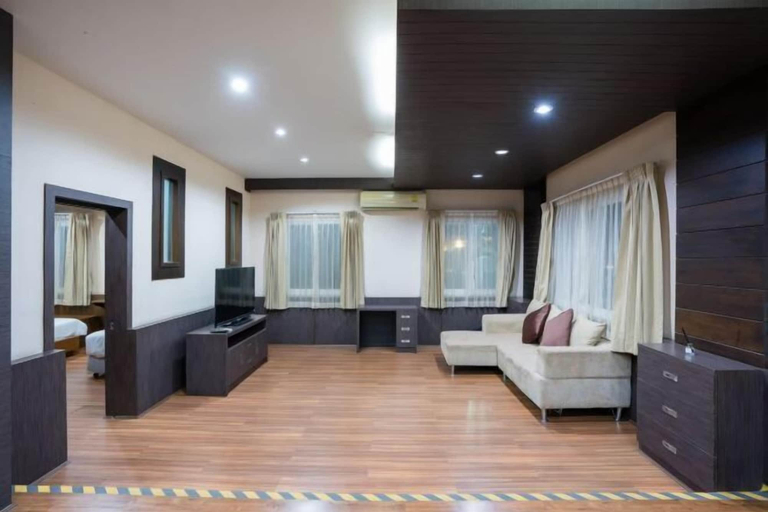 Room 5, Tropic Loft Private Gigantic 14BD Pool Villa - VVP31.14, Sattahip