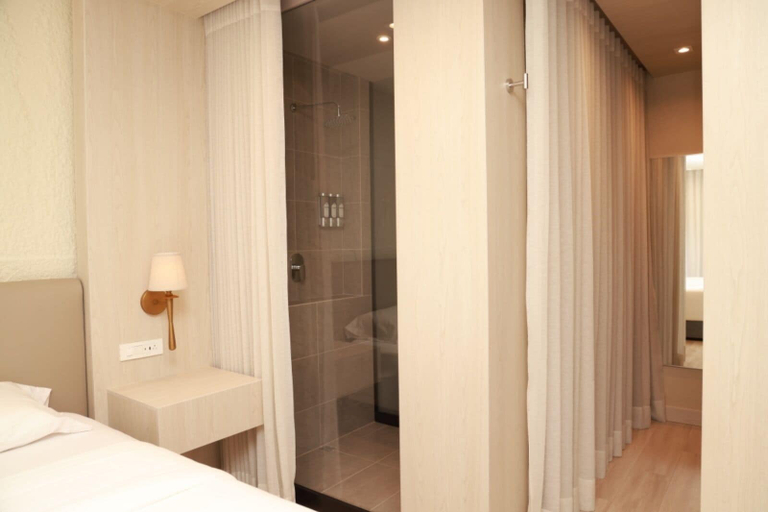 Room 5, VPV SUITES & CASINO, Medellín