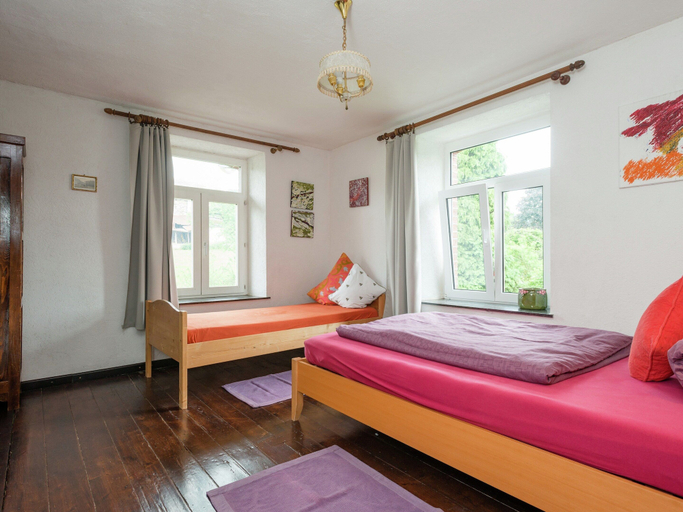 Bedroom 3, Farm with lovely panoramic views., Liège
