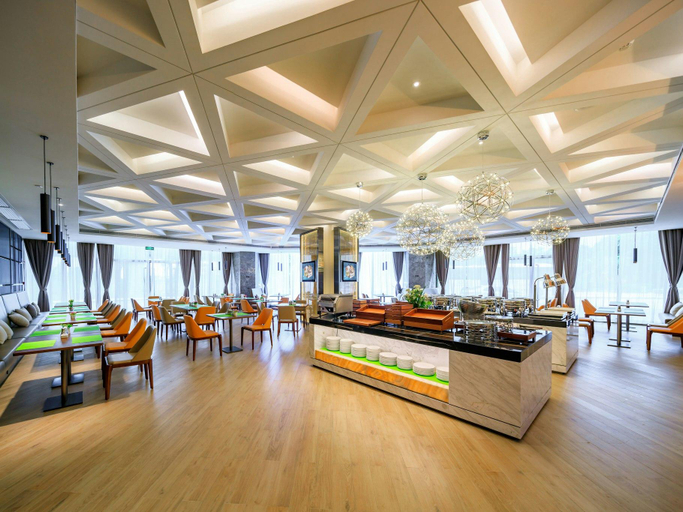 Food & Drinks 5, Hampton by Hilton Guangzhou Baiyun Airport North, Guangzhou