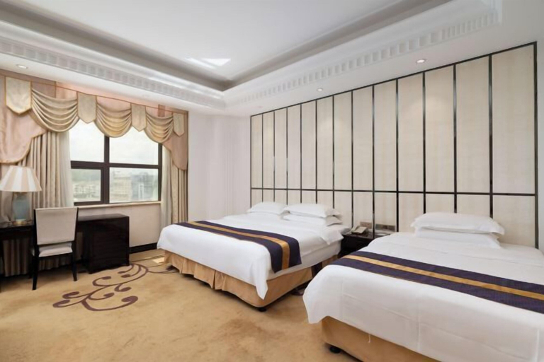 Bedroom 3, New Kwangsi Style Hotel, Guilin