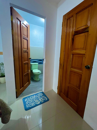 Bedroom 2, Treasure Beach, Carles