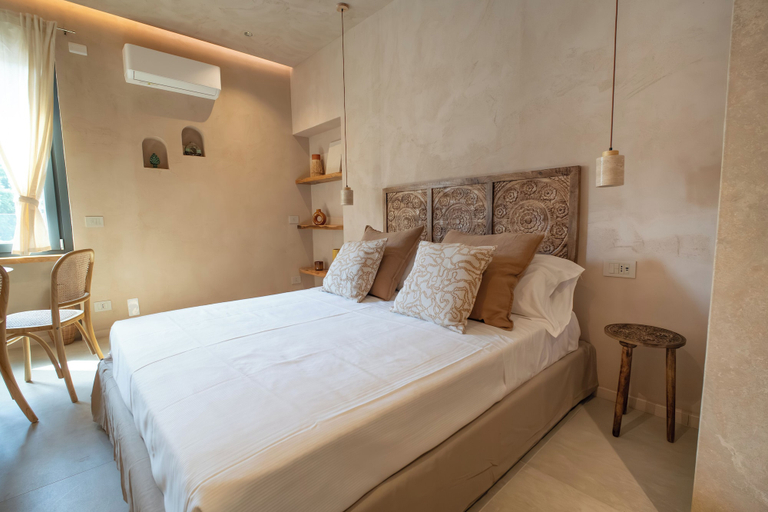 Room 5, Essenza Boutique Apartments, Palermo